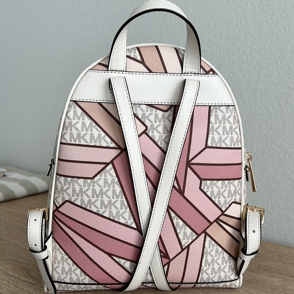 Michael Kors Rhea Signature Logo Zip Medium Backpack - Smokey Rose Multi - Picture 14 of 17